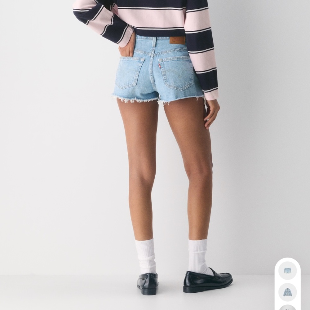 Aritzia original 501 levis shorts